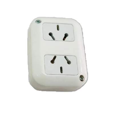 TOMA CORRIENTE EXT TAAD LE-710 220V 10A